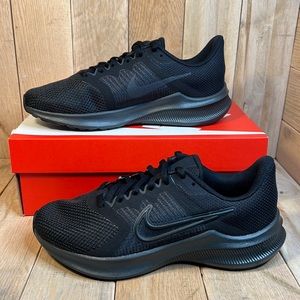 Nike Womens Downshifter 11 DJ2680-003 Black Running Shoes Sneakers Size 6.5 W